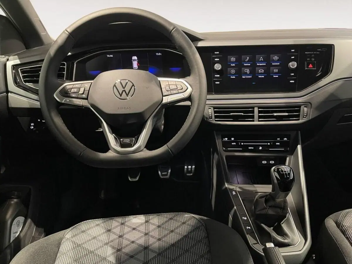 Volkswagen Polo nuova a Ravenna (7)