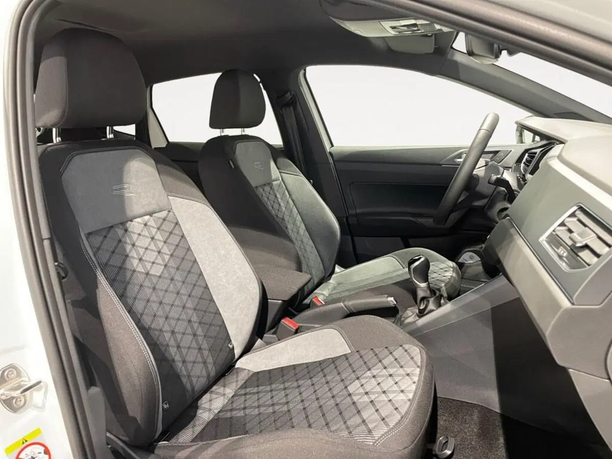 Volkswagen Polo nuova a Ravenna (8)