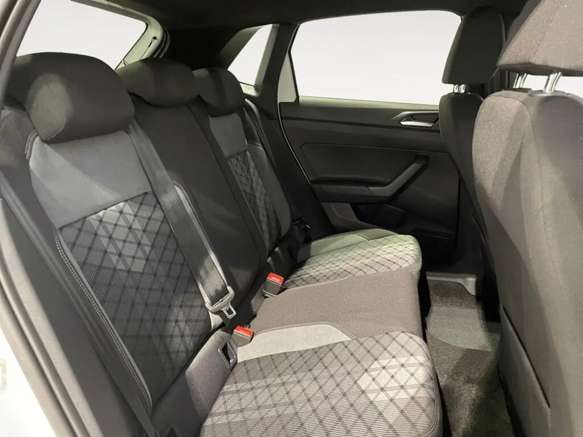 Volkswagen Polo nuova a Ravenna (9)