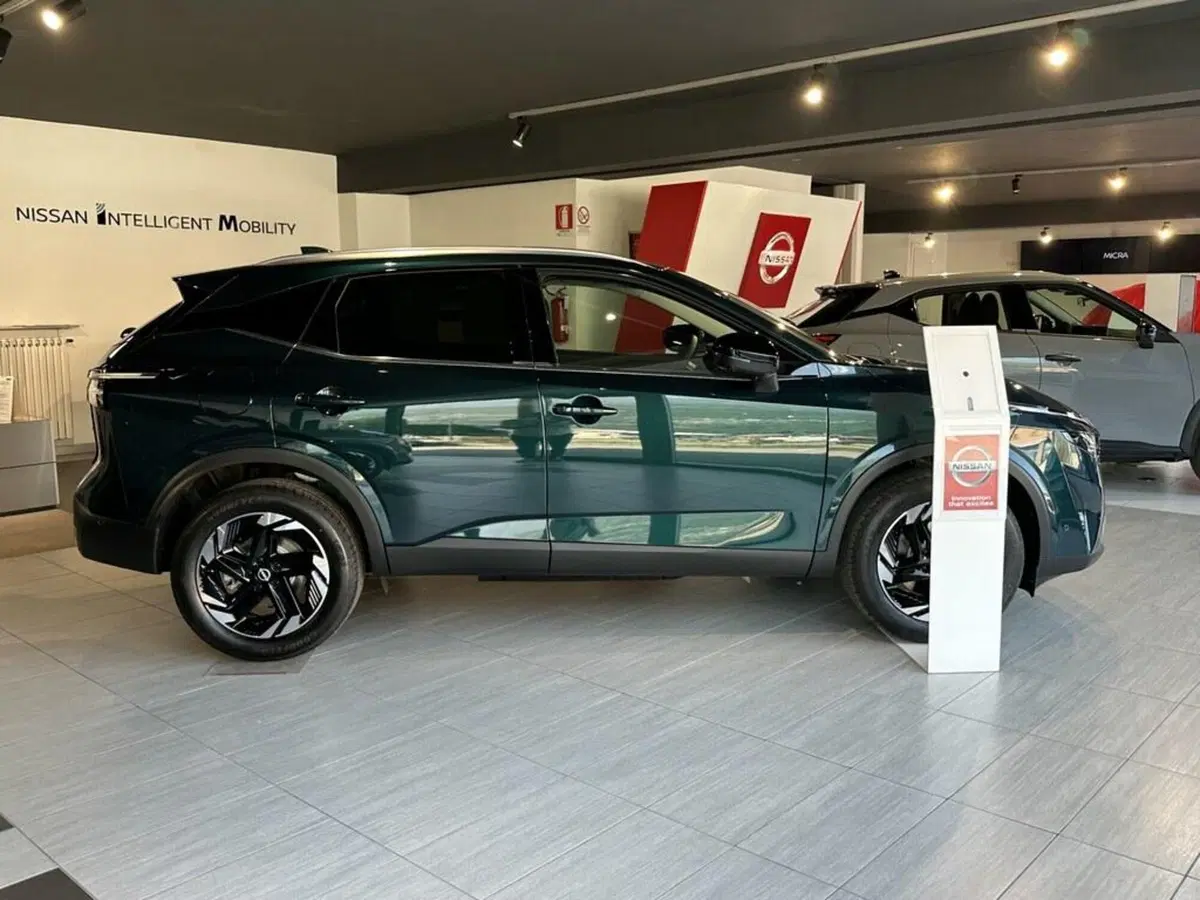 Nissan Qashqai nuova a Sondrio (5)