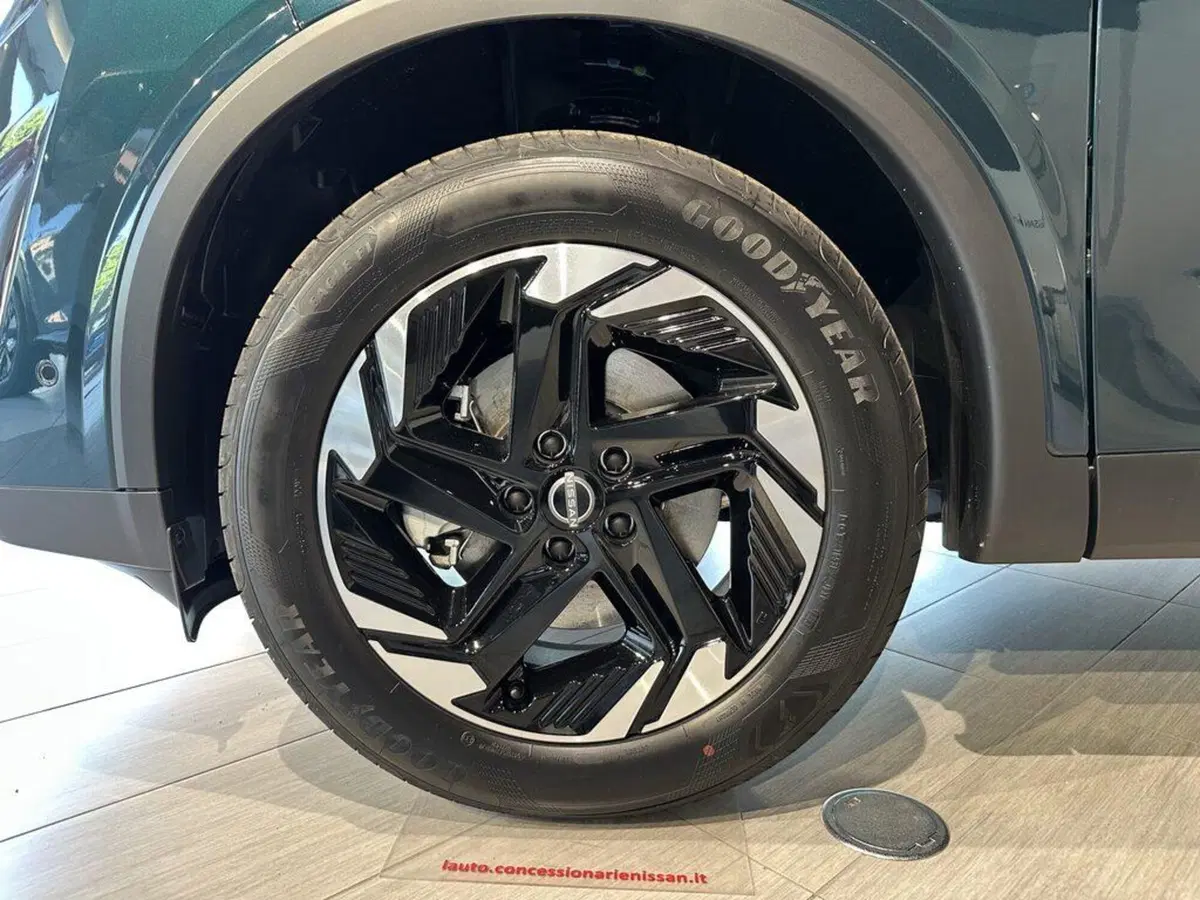 Nissan Qashqai nuova a Sondrio (8)