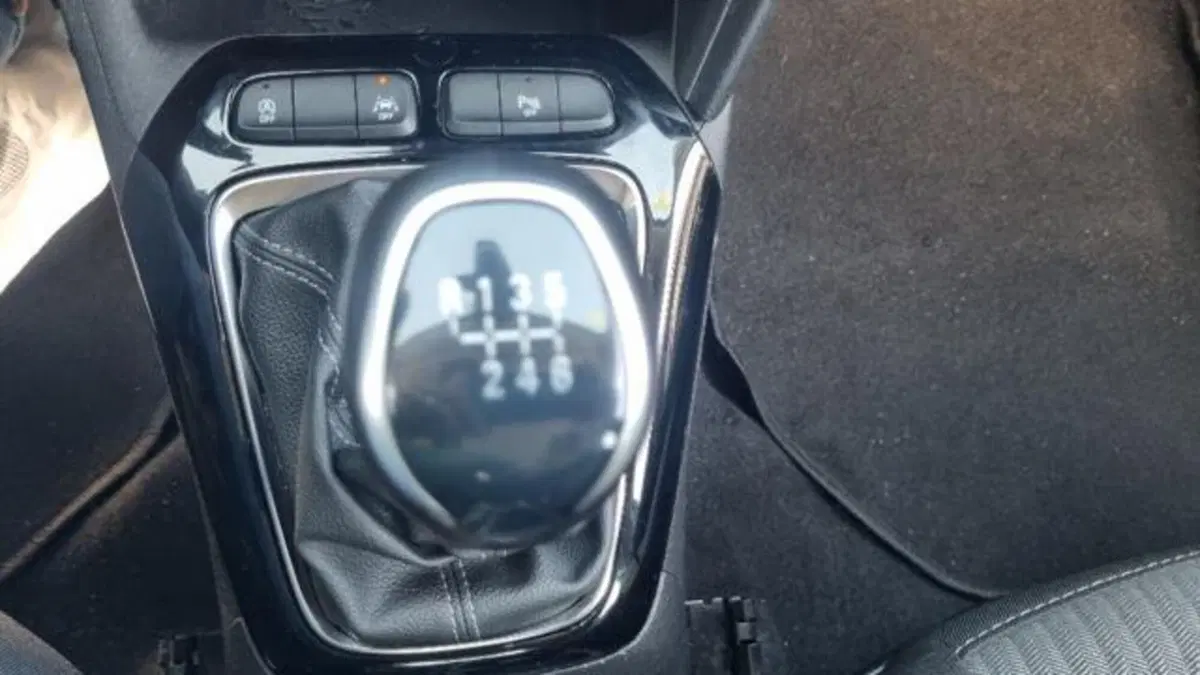 Opel Corsa usata a Savona (8)