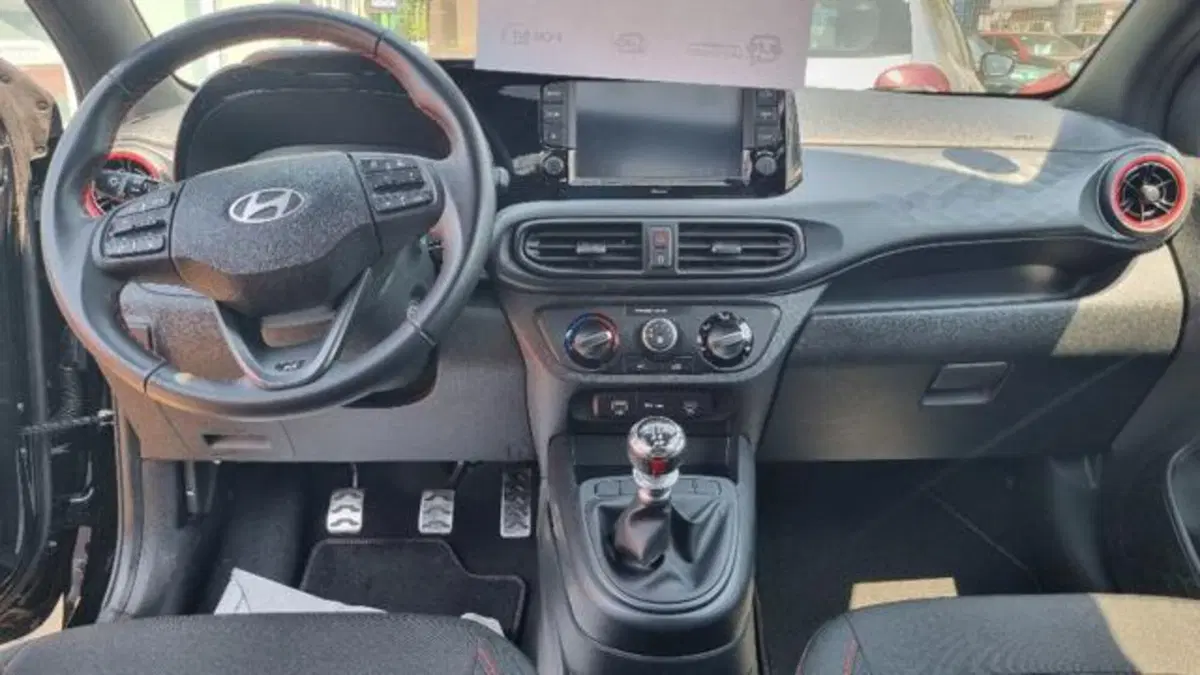 Hyundai i10 usata a Savona (16)