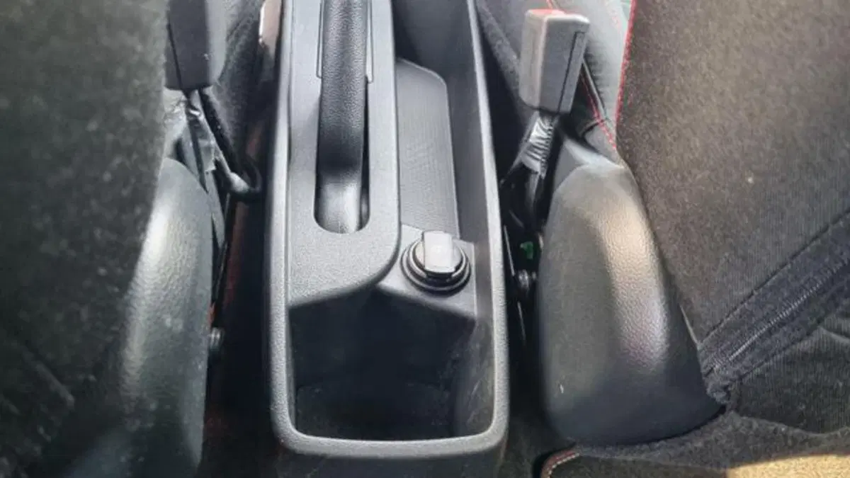 Hyundai i10 usata a Savona (17)