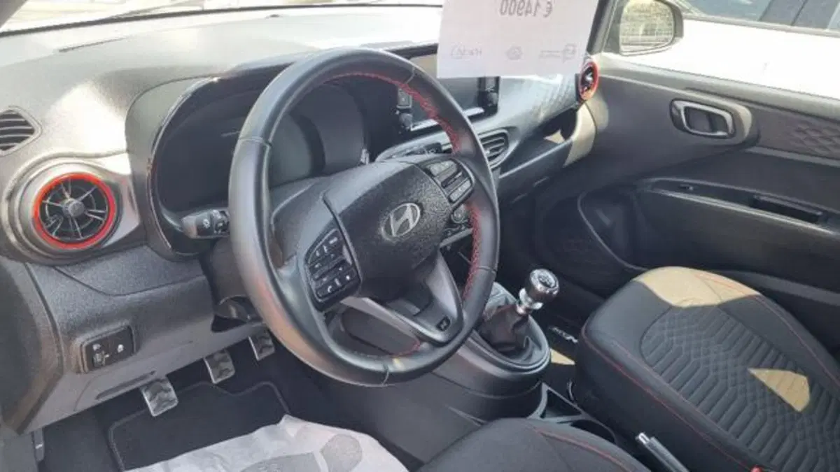 Hyundai i10 usata a Savona (7)