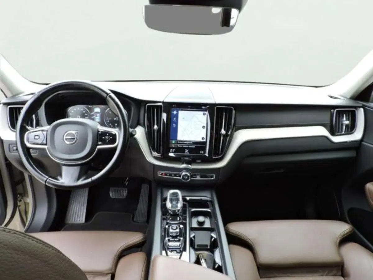 Volvo XC60 usata a Firenze (17)