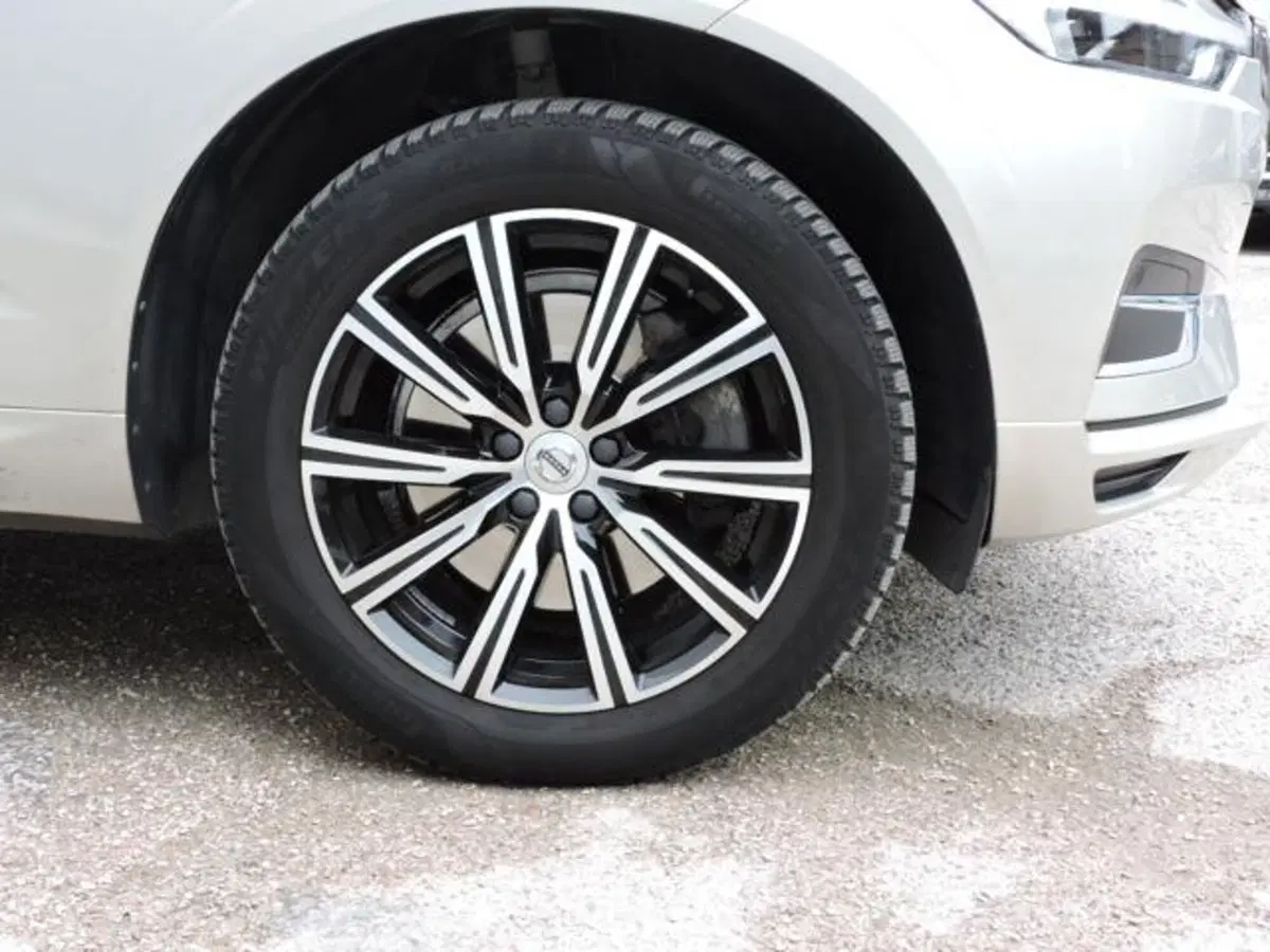 Volvo XC60 usata a Firenze (8)