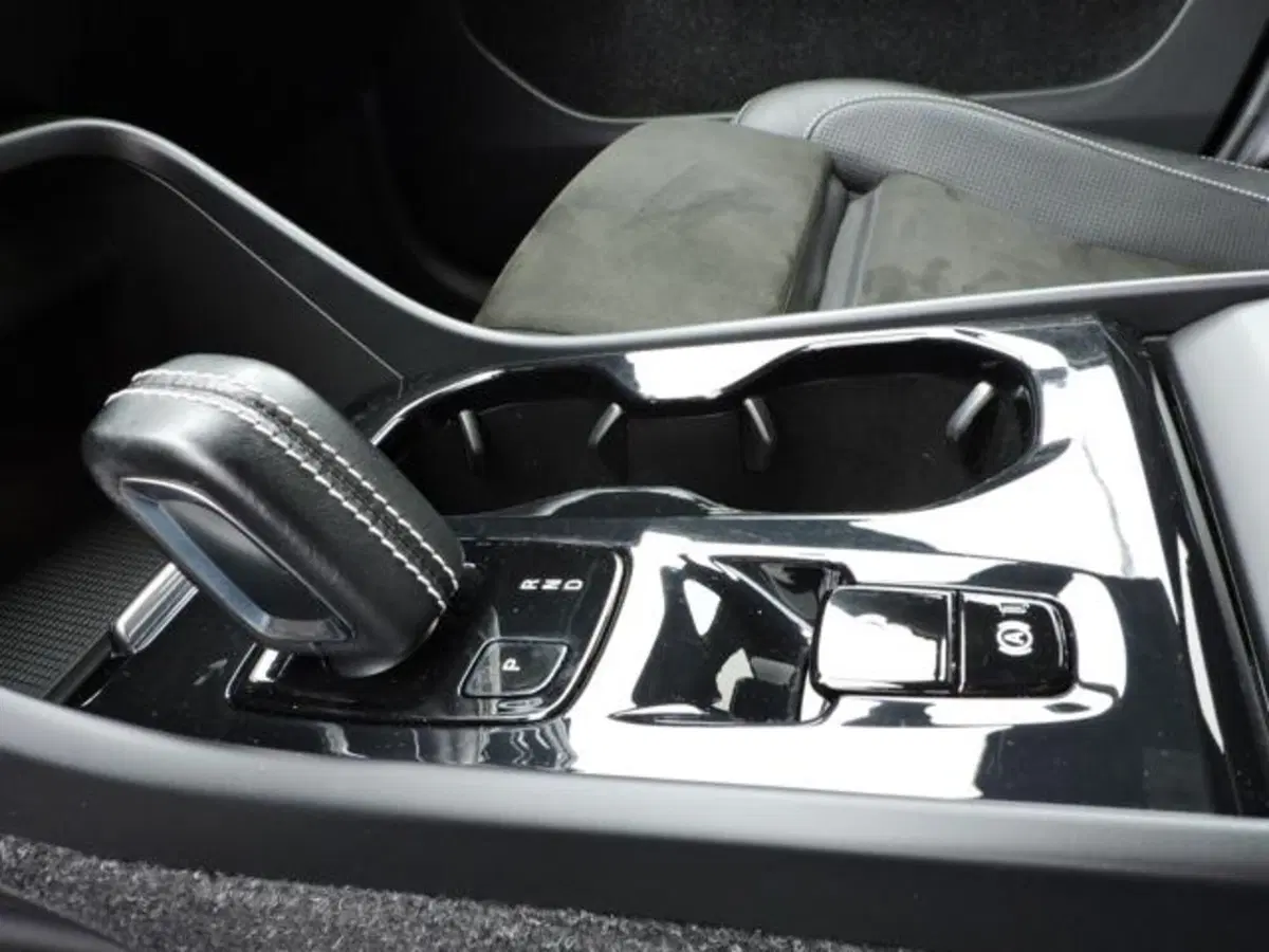 Volvo XC40 usata a Firenze (14)