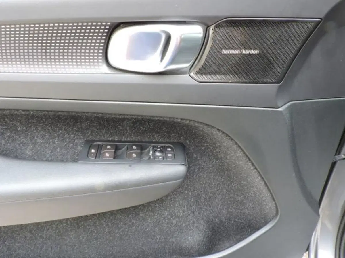 Volvo XC40 usata a Firenze (17)