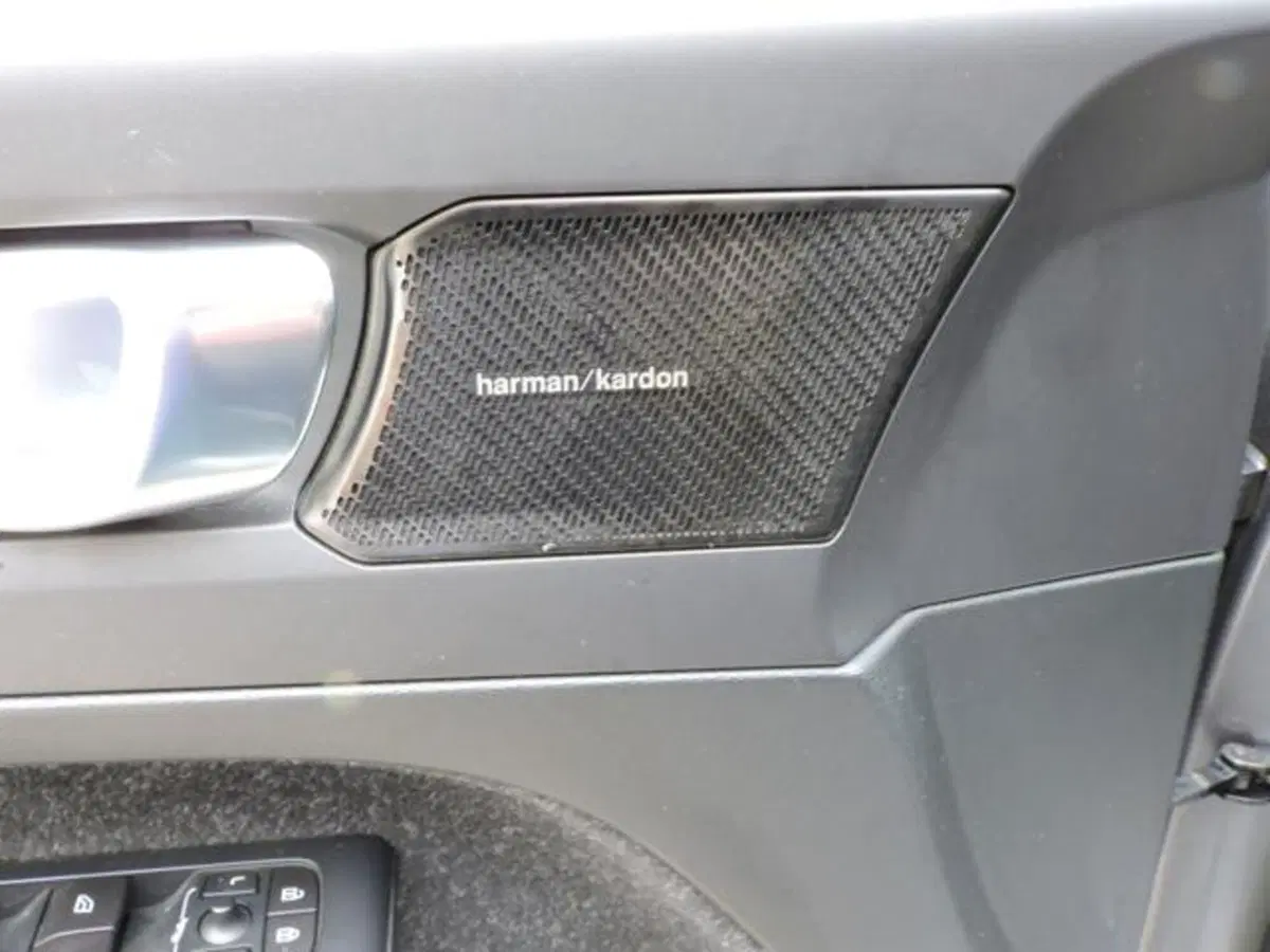 Volvo XC40 usata a Firenze (18)