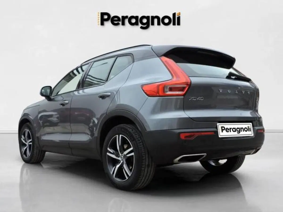 Volvo XC40 usata a Firenze (4)