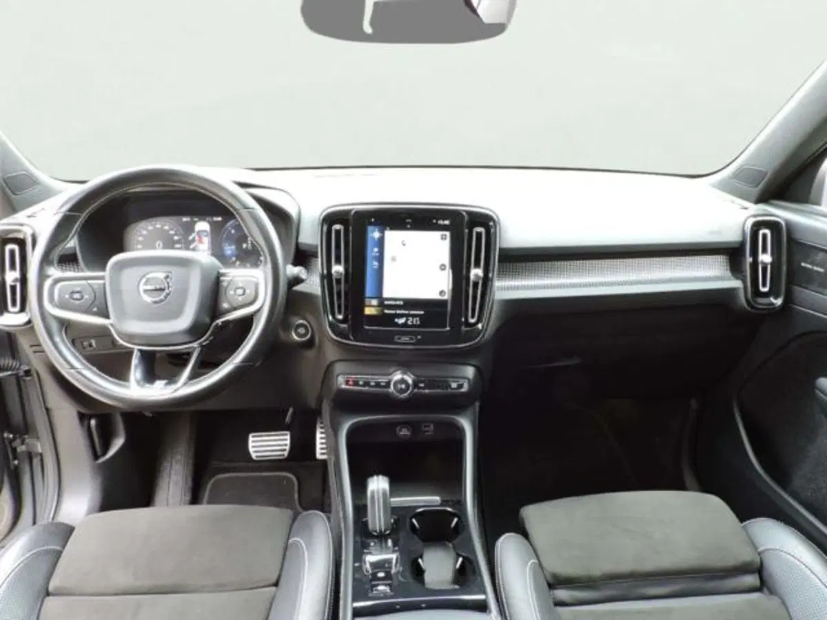 Volvo XC40 usata a Firenze (8)