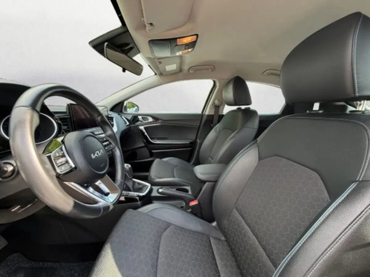 Kia XCeed usata a Udine (8)