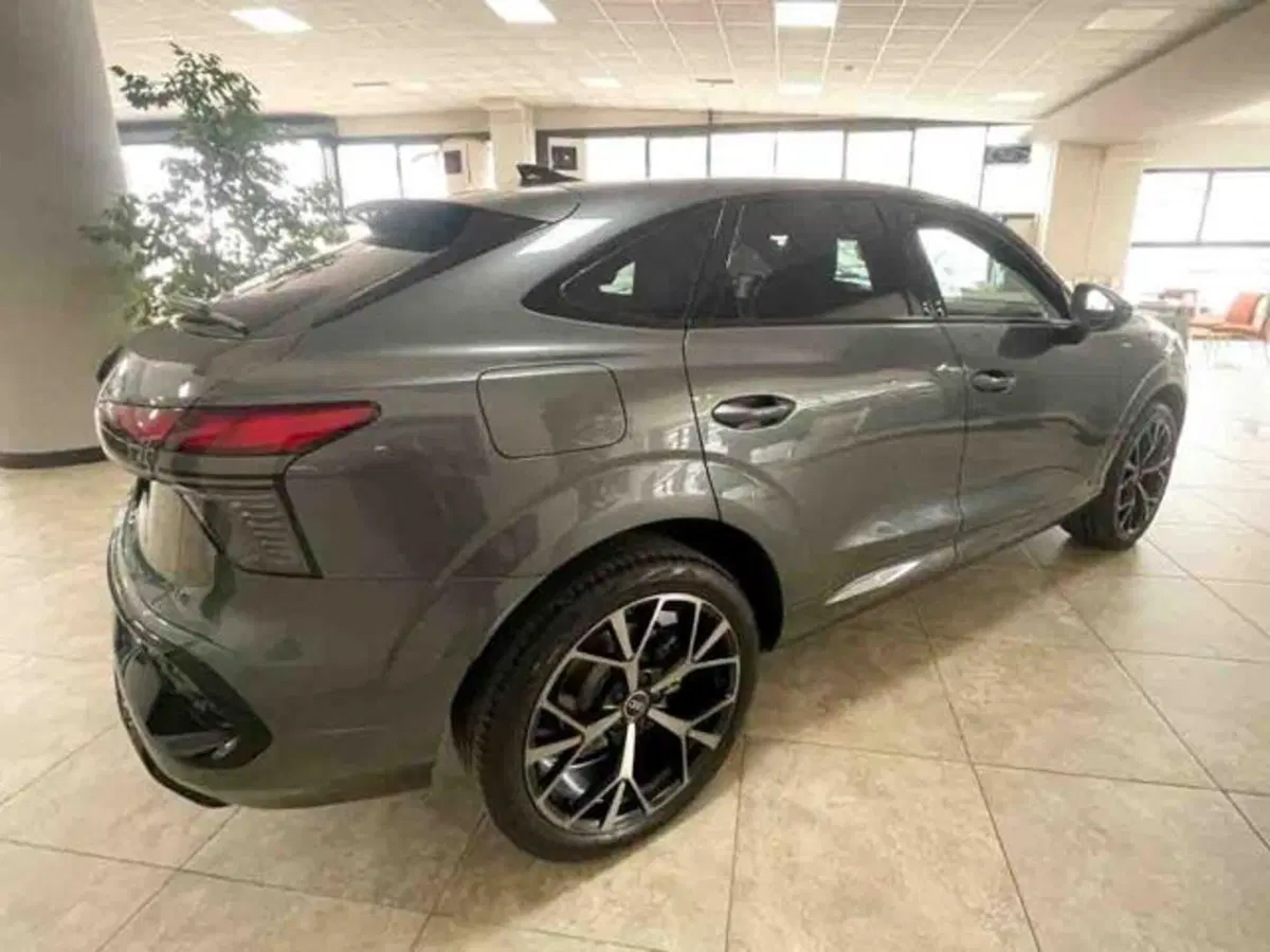 Audi Q3 Sportback nuova a Torino (20)