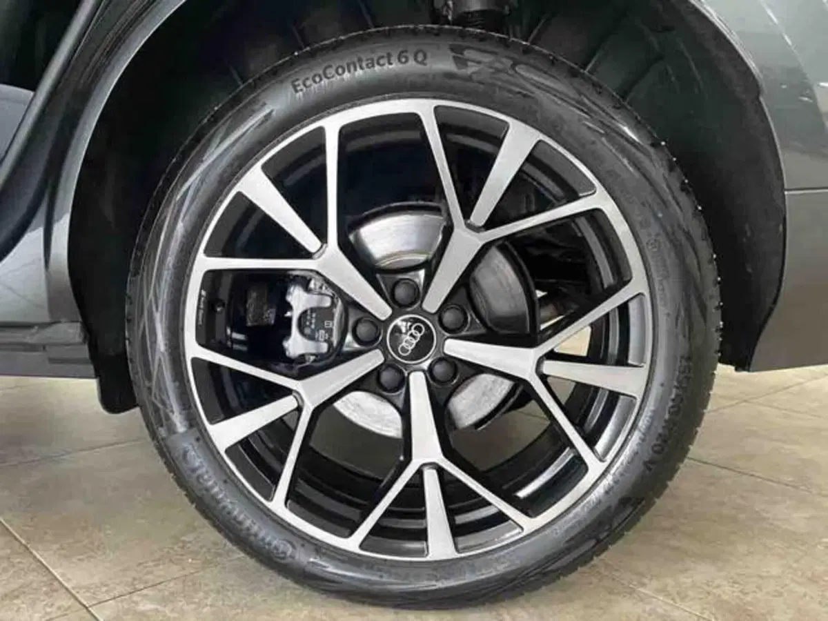 Audi Q3 Sportback nuova a Torino (6)