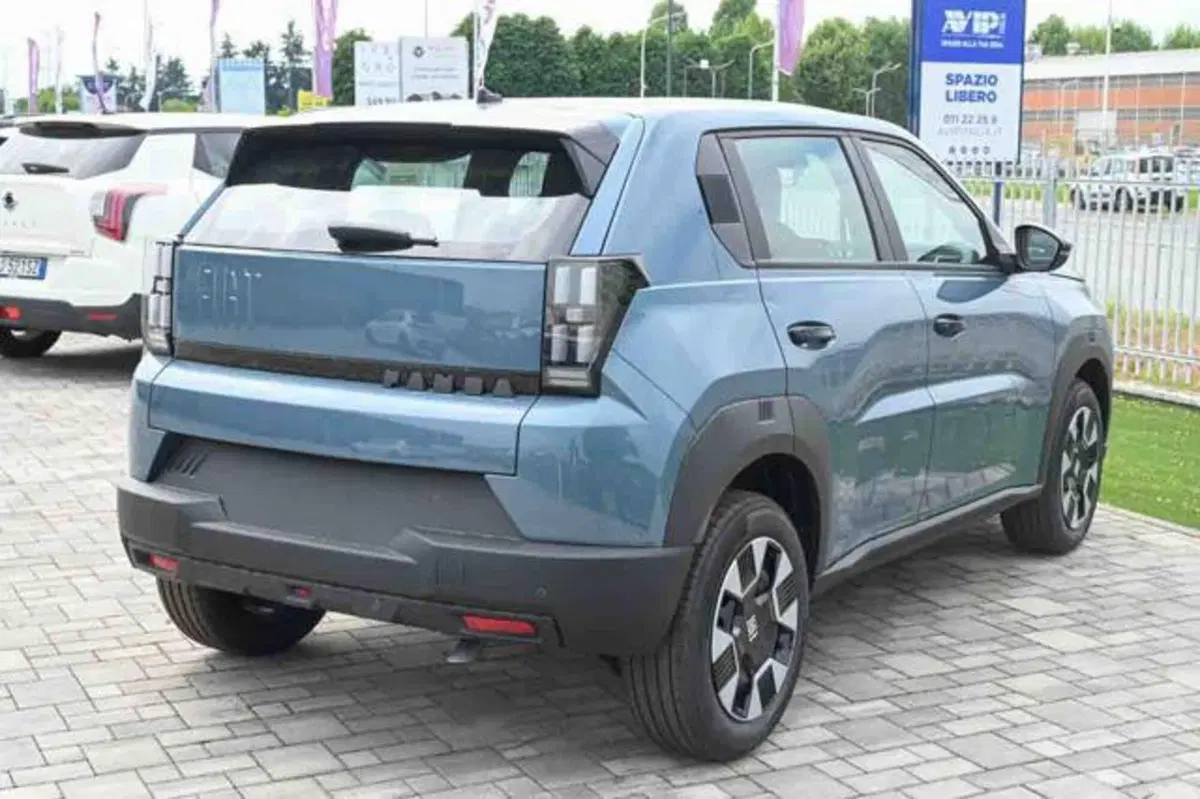 Fiat Grande Panda nuova a Torino (3)