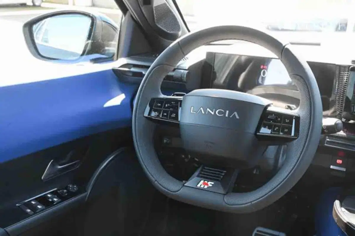 Lancia Ypsilon nuova a Torino (12)