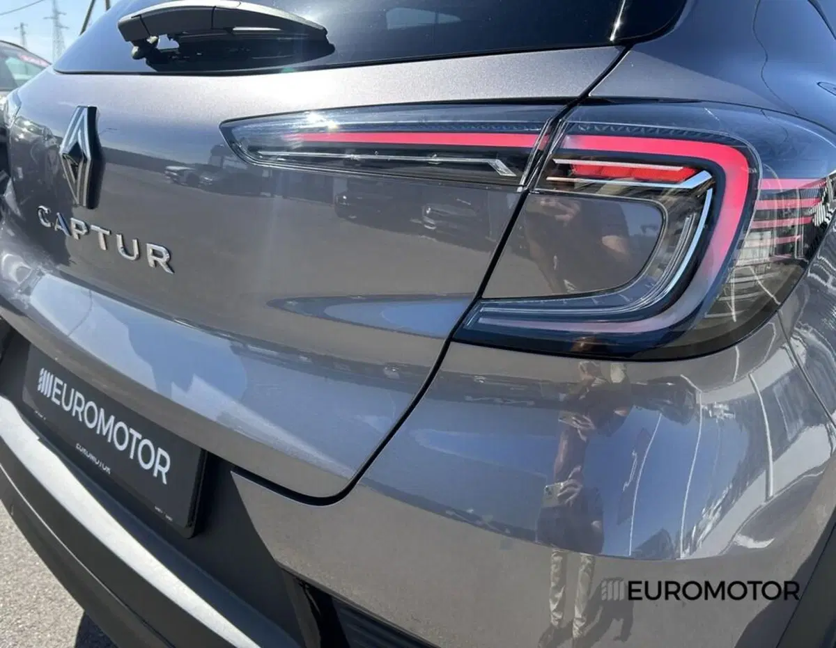 Renault Captur usata a Bari (10)