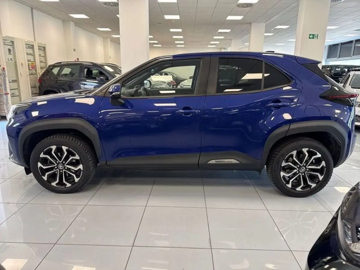 Toyota Yaris Cross usata a Prato (3)