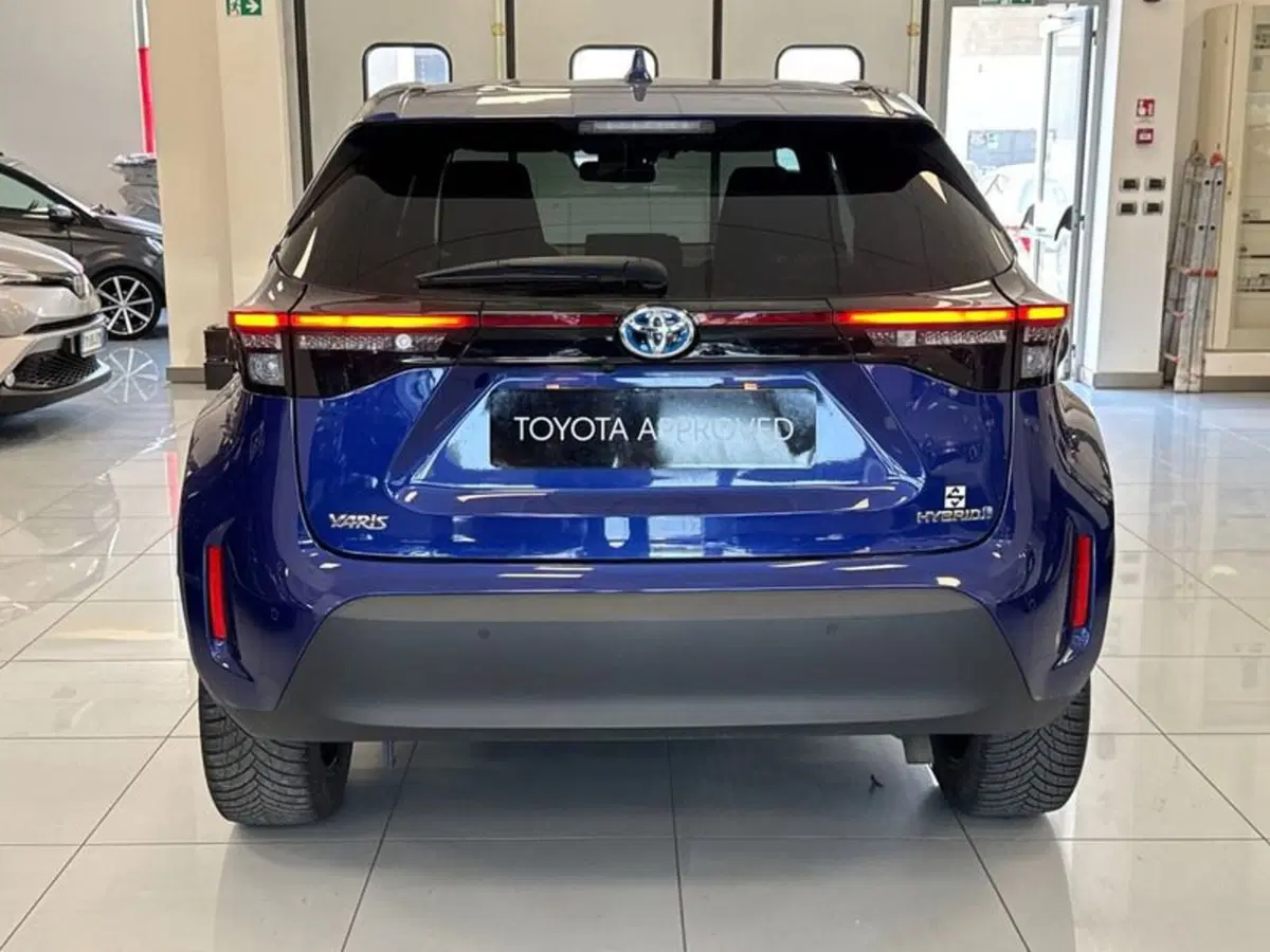 Toyota Yaris Cross usata a Prato (7)