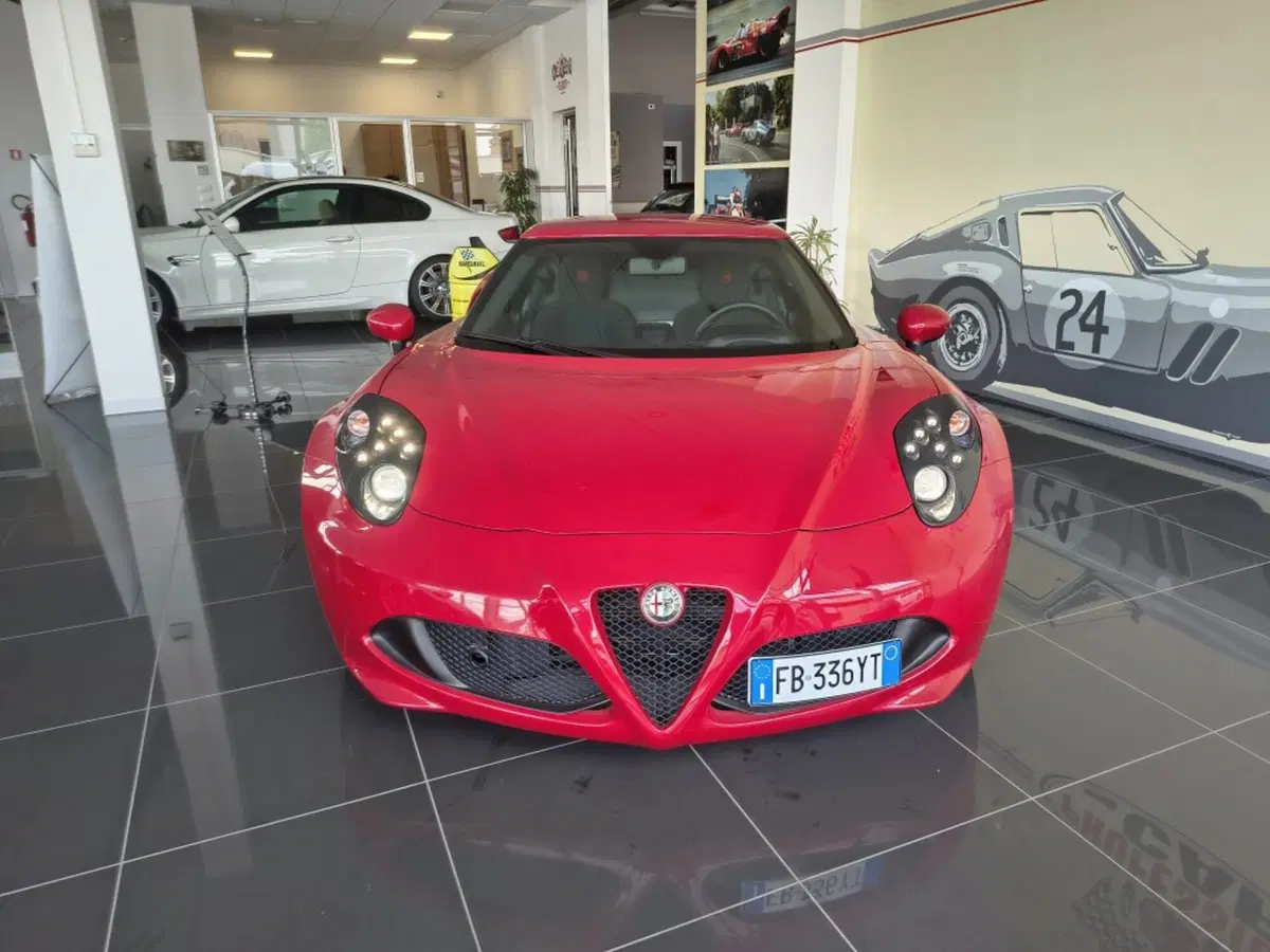 Alfa Romeo 4C Coupé usata a Firenze (2)