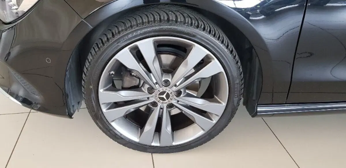 Mercedes-Benz CLA Shooting Brake usata a Pordenone (10)