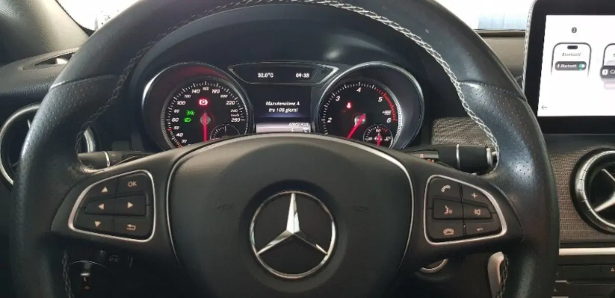 Mercedes-Benz CLA Shooting Brake usata a Pordenone (18)