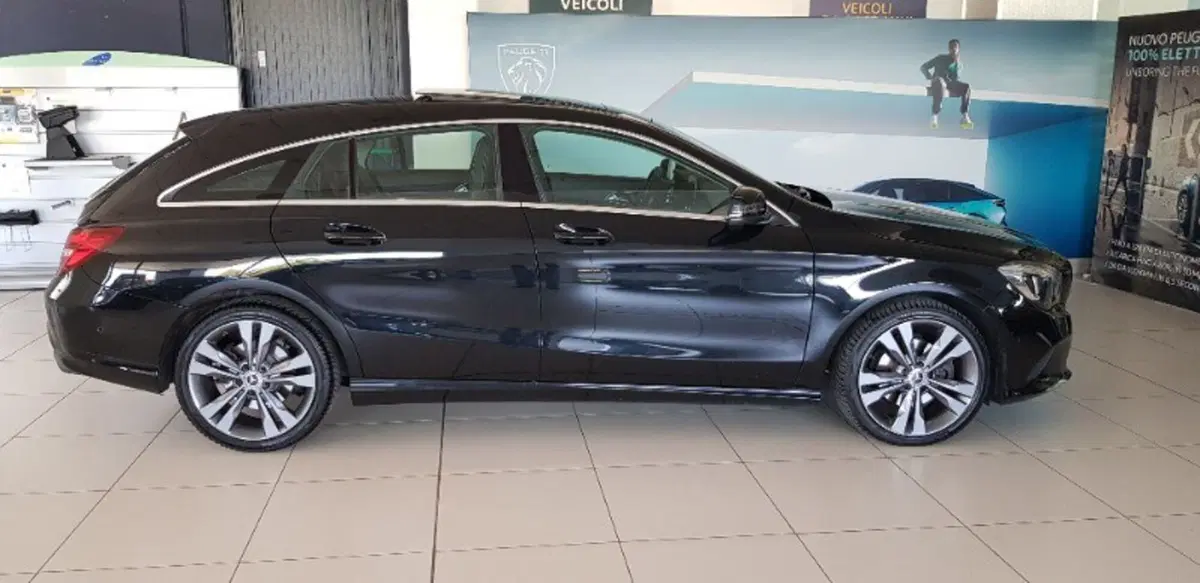 Mercedes-Benz CLA Shooting Brake usata a Pordenone (8)