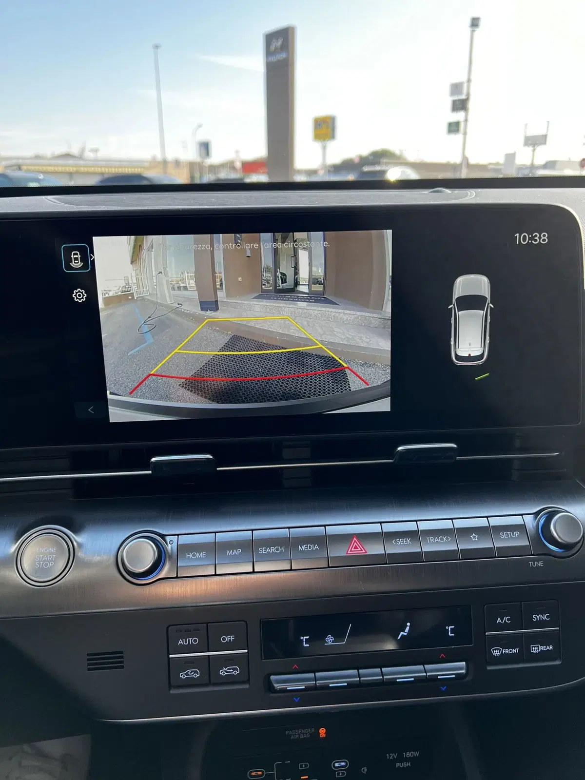 Hyundai Kona nuova a Vercelli (12)