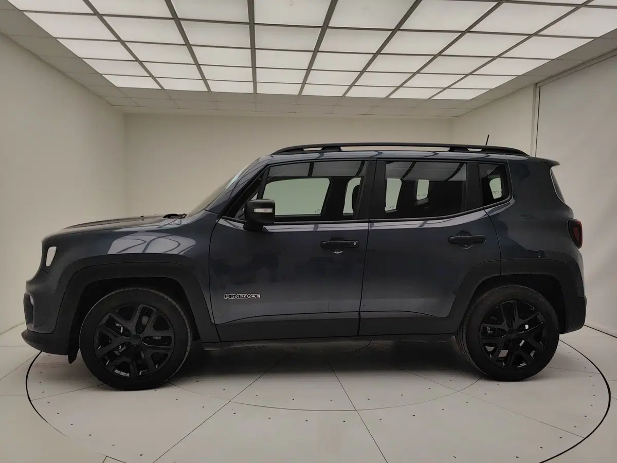 Jeep Renegade usata a Como (19)