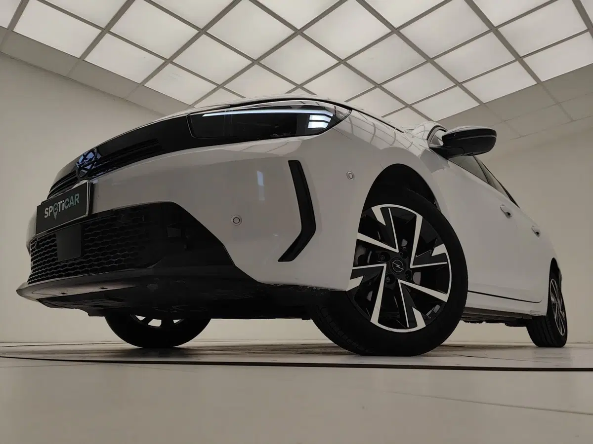 Opel Corsa usata a Como (13)