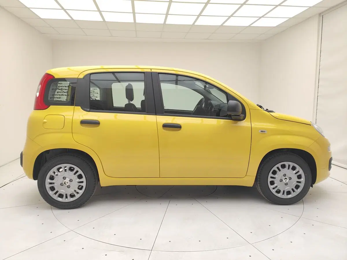 Fiat Pandina nuova a Como (17)
