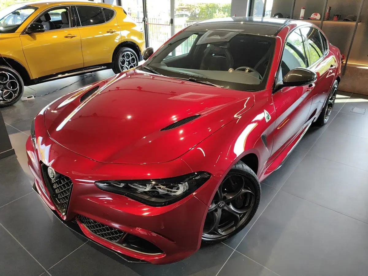 Alfa Romeo Giulia nuova a Como (16)