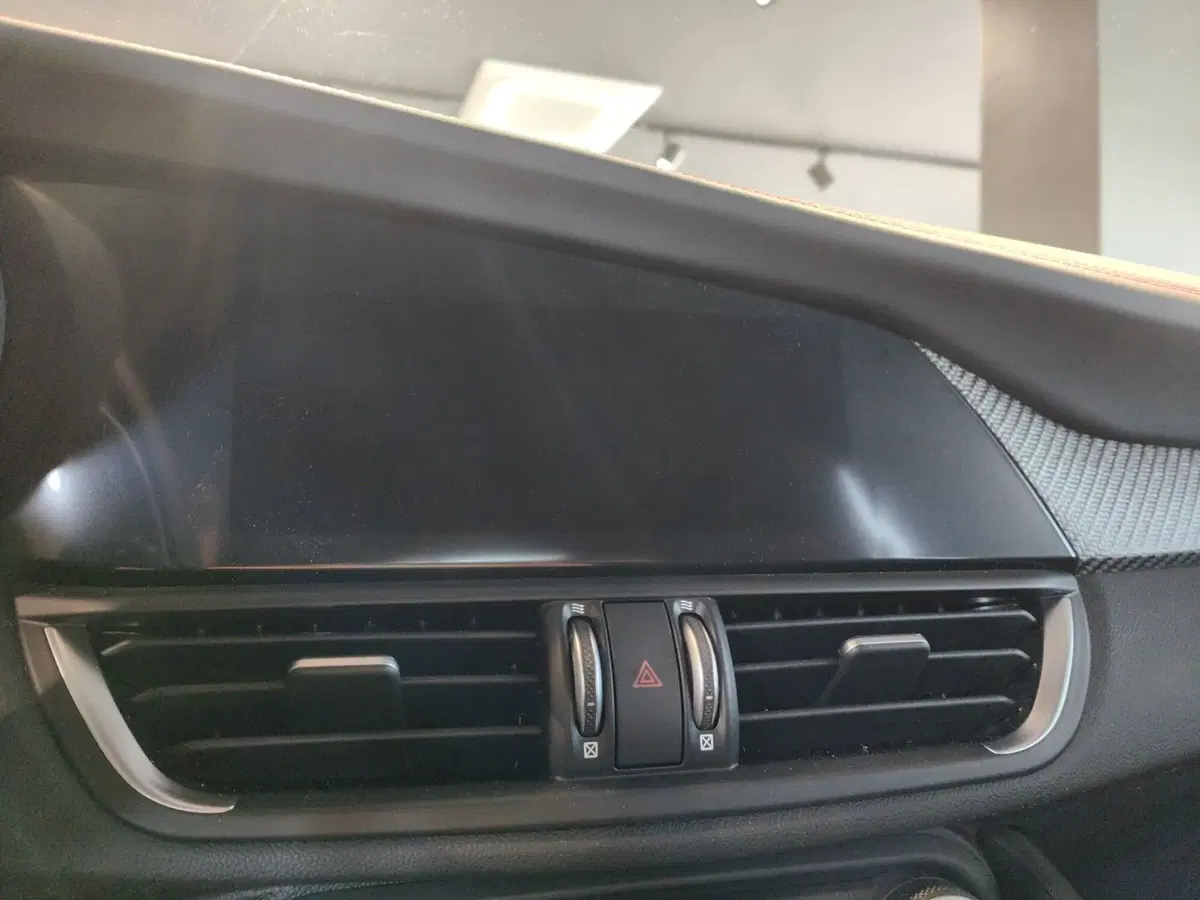 Alfa Romeo Giulia nuova a Como (18)