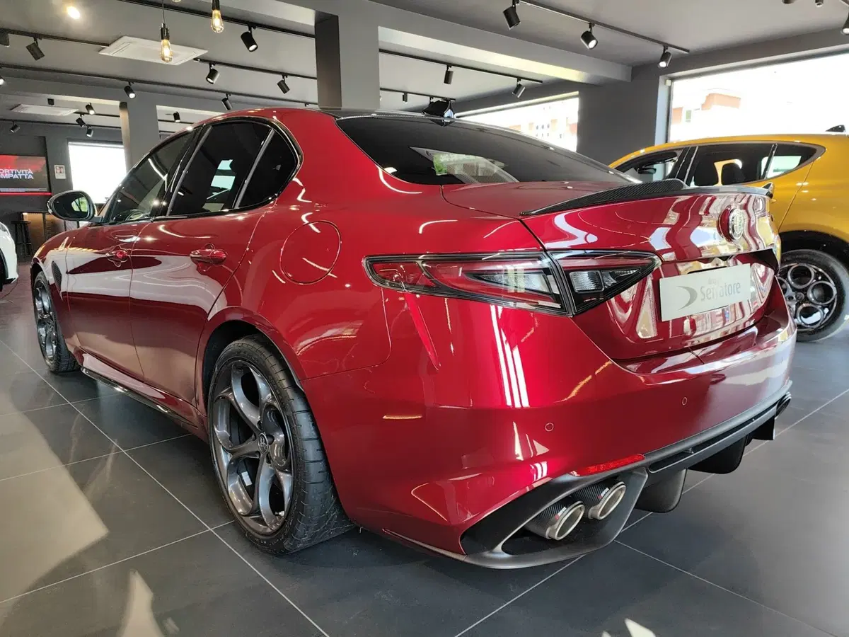 Alfa Romeo Giulia nuova a Como (5)
