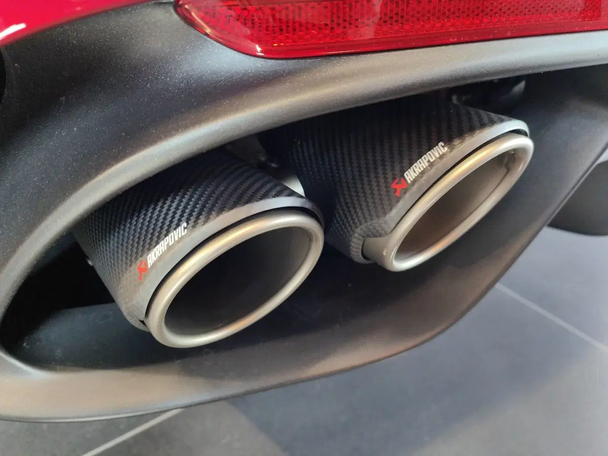 Alfa Romeo Giulia nuova a Como (7)
