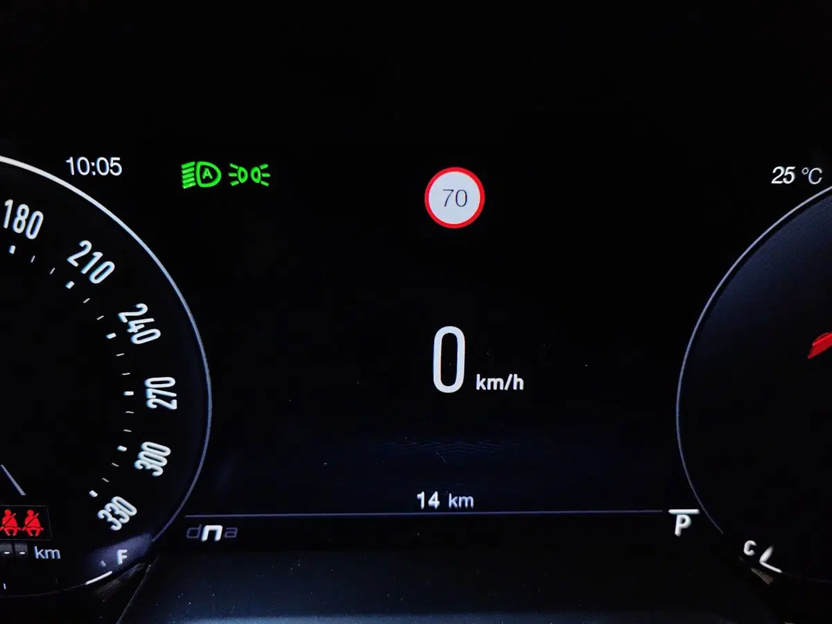 Alfa Romeo Giulia nuova a Como (8)