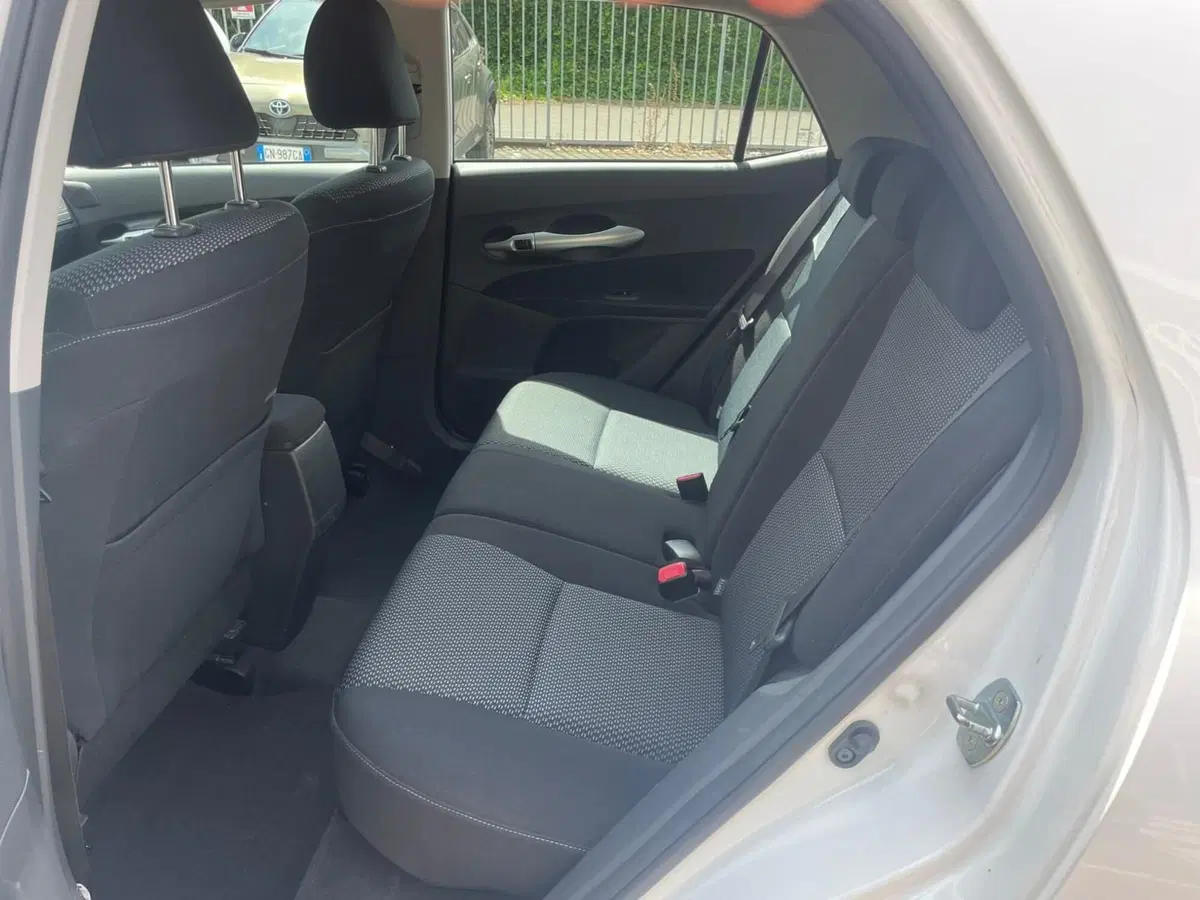 Toyota Auris usata a Piacenza (14)
