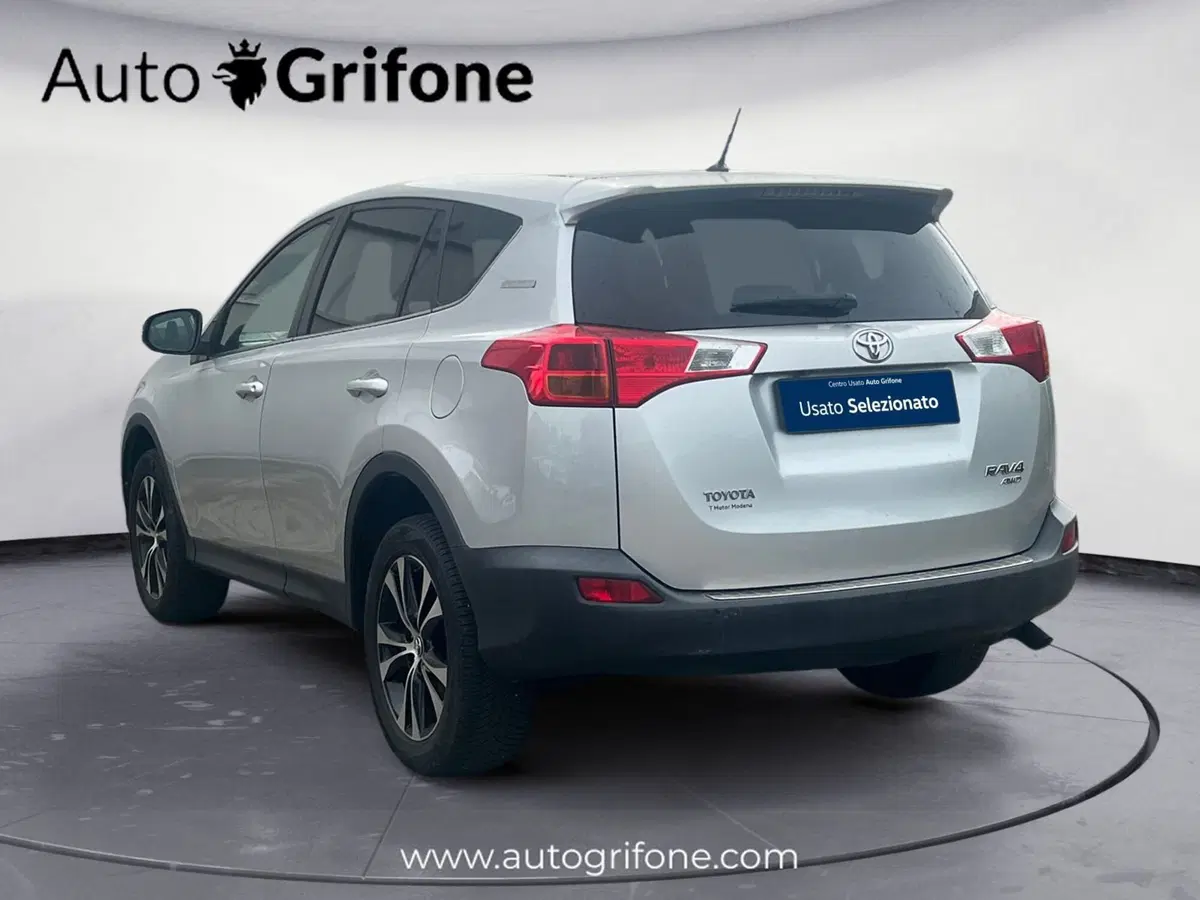 Toyota Rav4 usata a Modena (3)
