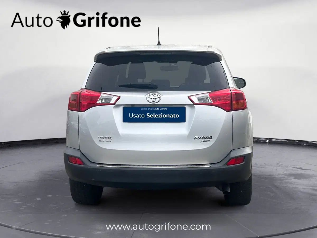 Toyota Rav4 usata a Modena (4)