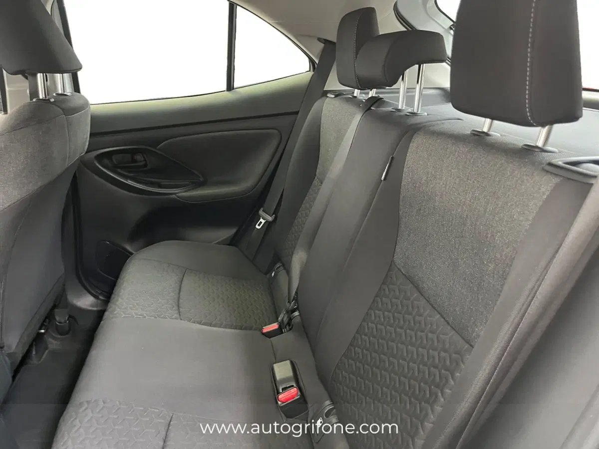 Toyota Yaris Cross usata a Modena (13)