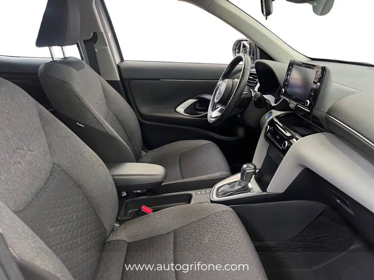 Toyota Yaris Cross usata a Modena (15)
