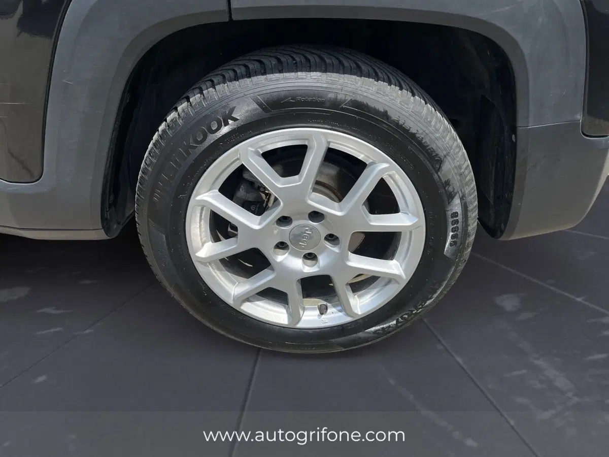 Jeep Renegade usata a Modena (14)