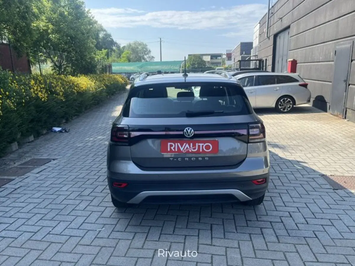 Volkswagen T-Cross usata a Como (3)