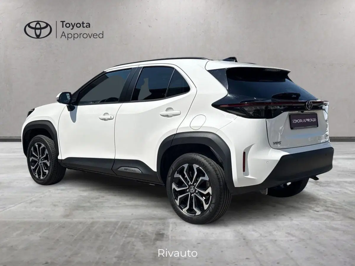 Toyota Yaris Cross usata a Como (5)