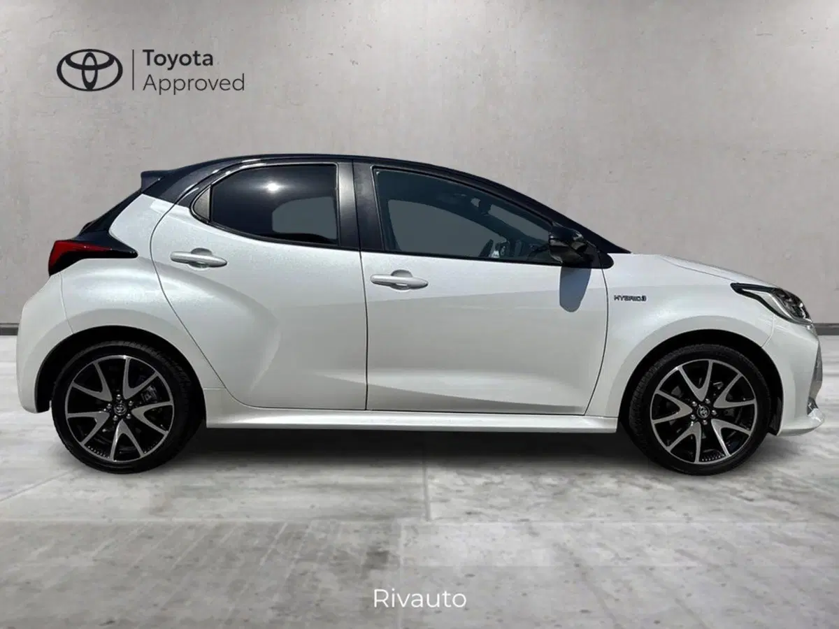 Toyota Yaris usata a Como (4)