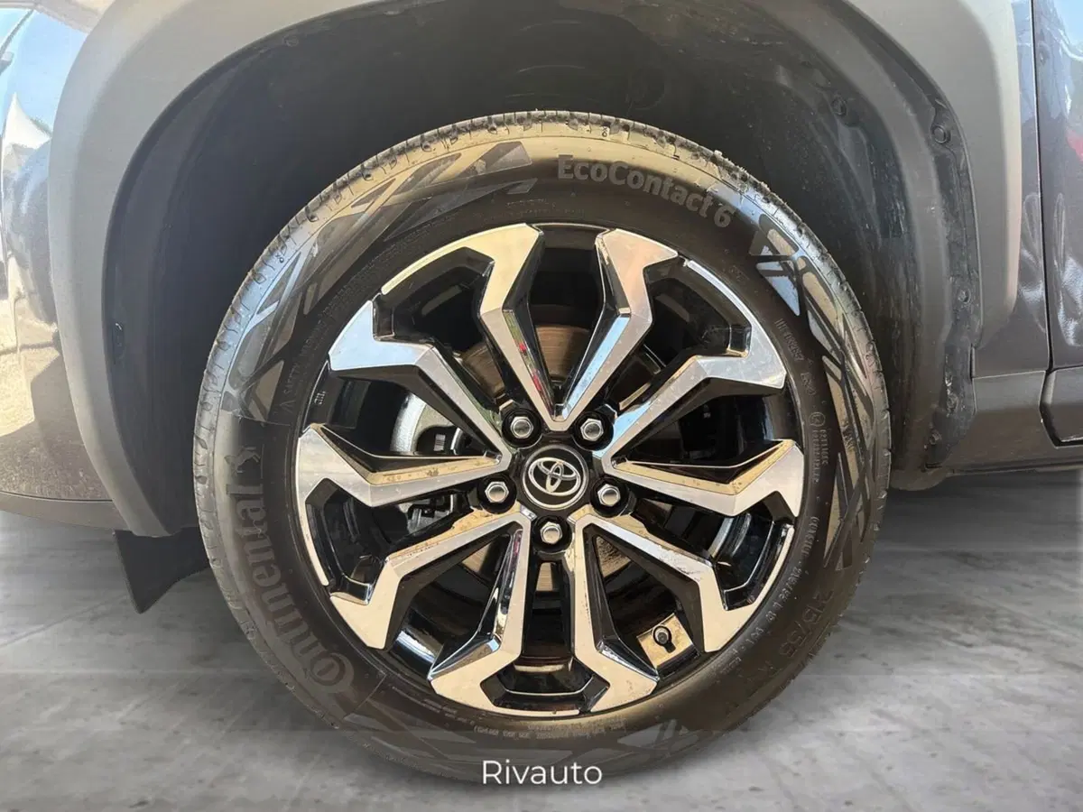 Toyota Yaris Cross usata a Como (14)
