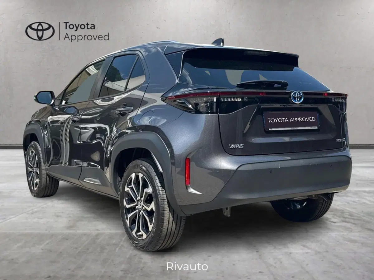 Toyota Yaris Cross usata a Como (5)