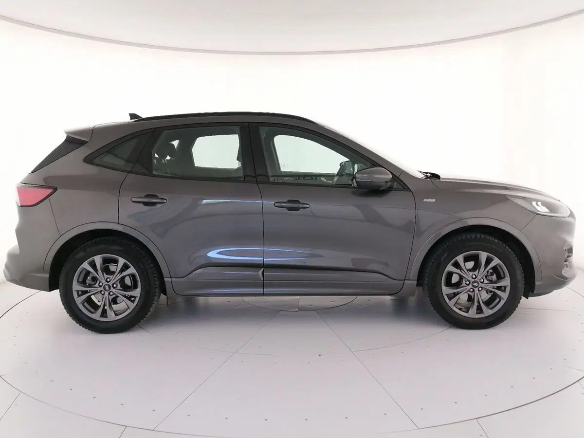 Ford Kuga usata a Roma (3)