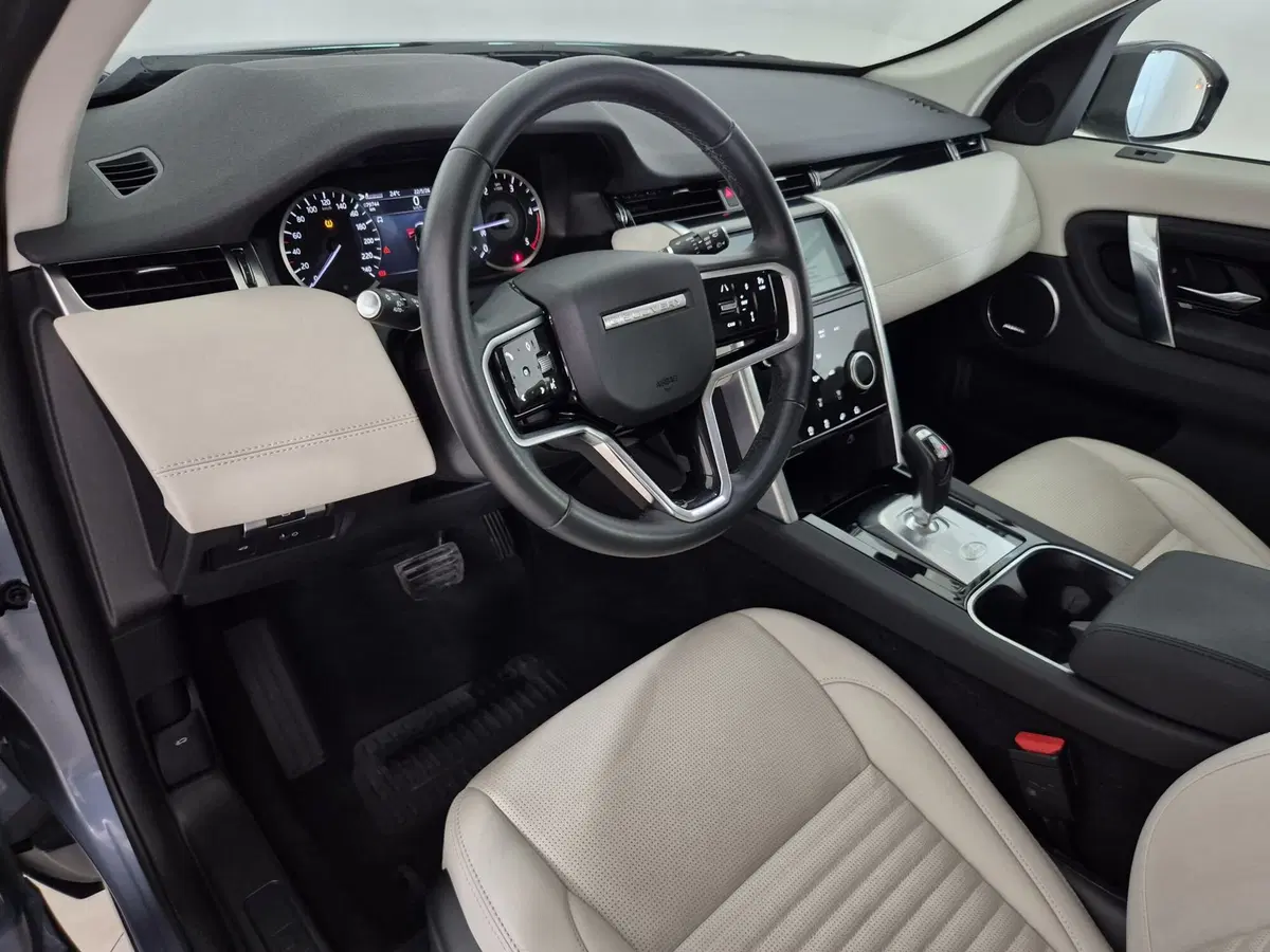 Land Rover Discovery Sport usata a Torino (17)